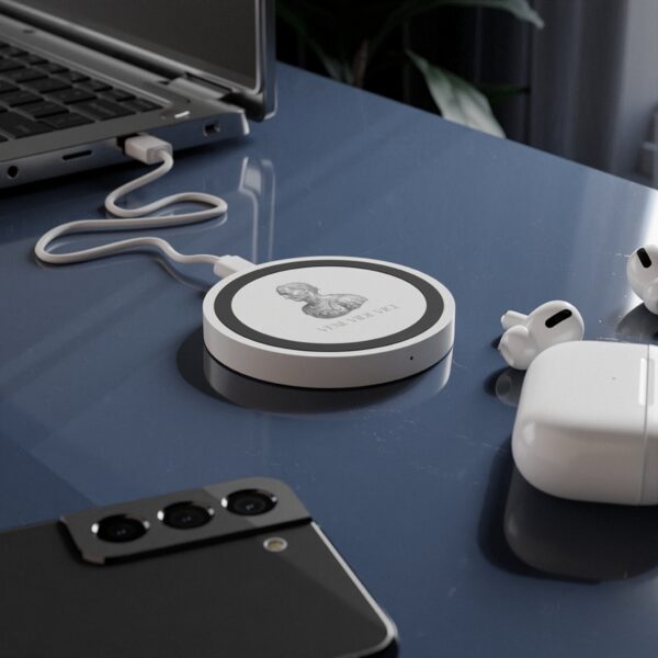 GoodMotiv.com - Veni Vidi Vici Julius Caesar Wireless Charging Pad - Image 4