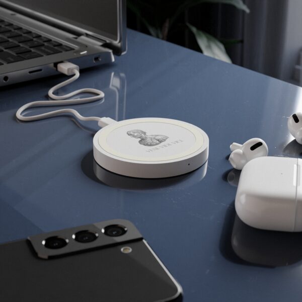 GoodMotiv.com - Veni Vidi Vici Julius Caesar Wireless Charging Pad - Image 14