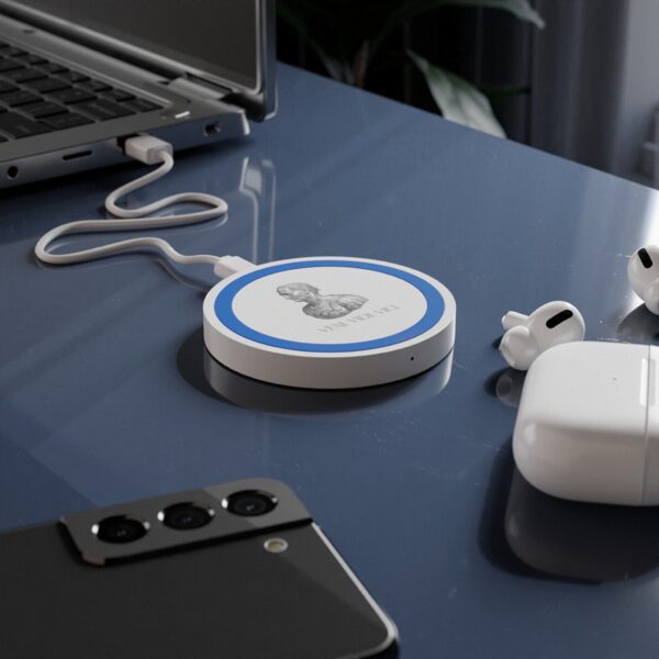 GoodMotiv.com - Veni Vidi Vici Julius Caesar Wireless Charging Pad - Image 9